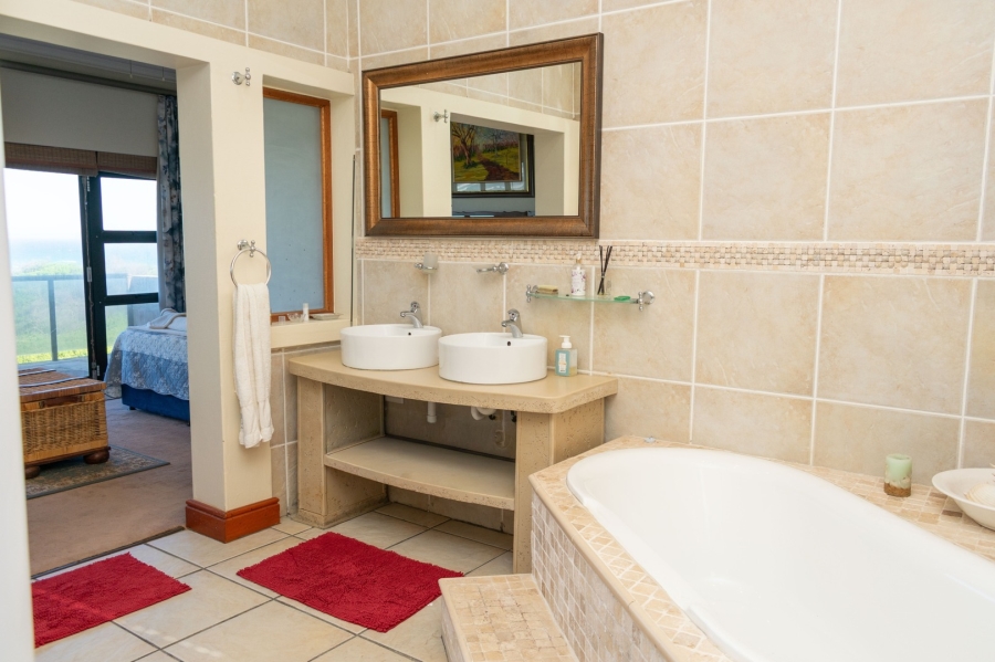 7 Bedroom Property for Sale in Ferreira Town Eastern Cape